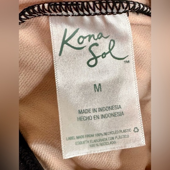 Kona Sol Striped Bikini Top ~ Size M - Picture 3 of 3